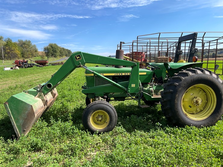 john-deere-2640-image-11