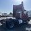 2016-volvo-truck-tractor-image-5