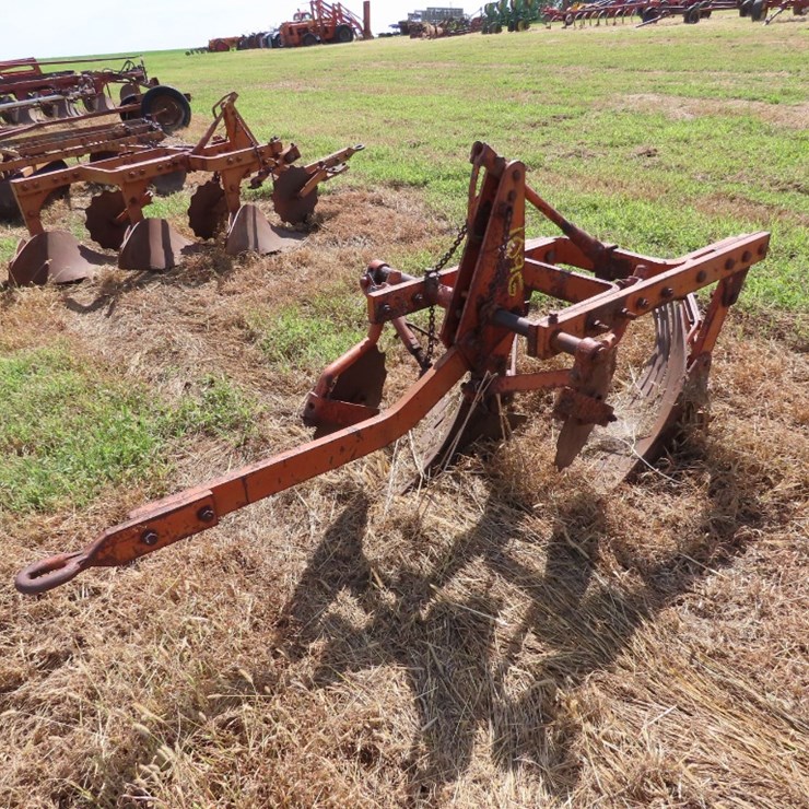 Allis Chalmers Slat Bottom Plow