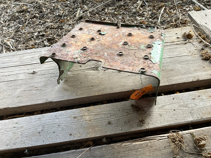 #4491-•-john-deere-pto-shield-image-5