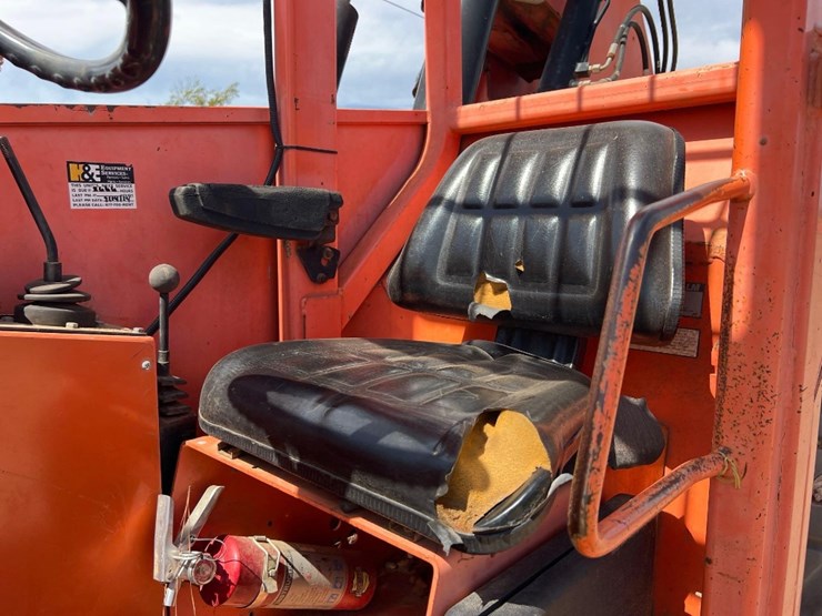 2007-jlg-skytrack-6036-telescopic-forklift-image-24