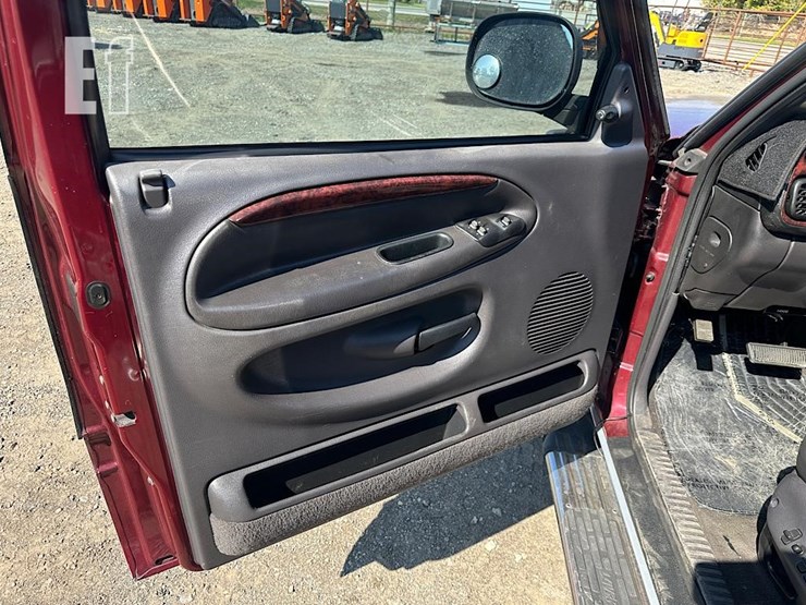 2000-dodge-ram-2500-image-10