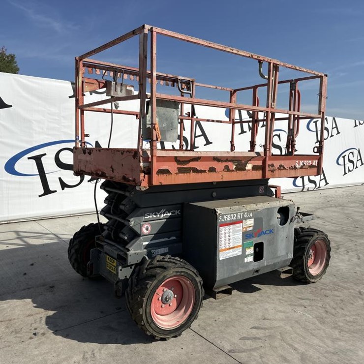 SKYJACK SJ6832RT