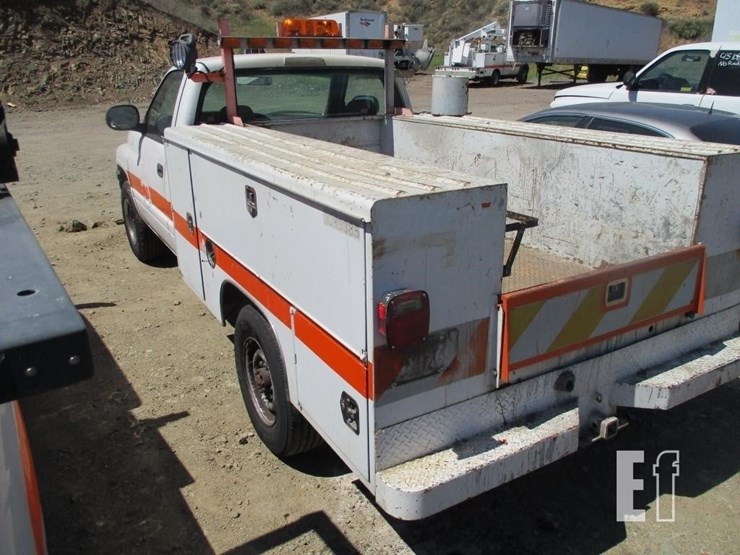 2002-dodge-2500-image-4