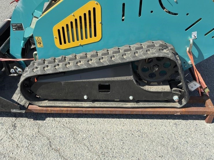 2024-mach-pro-mps300-skid-steer-image-8