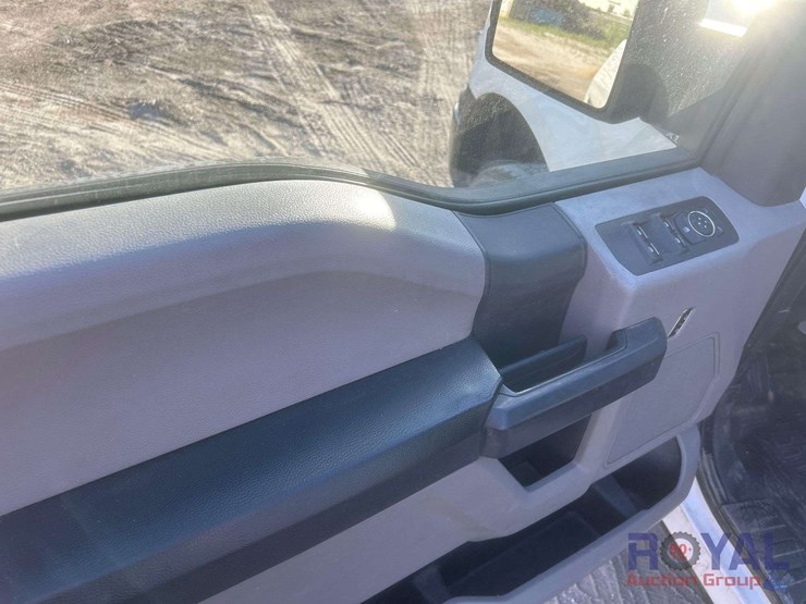 2018-ford-f150-image-10