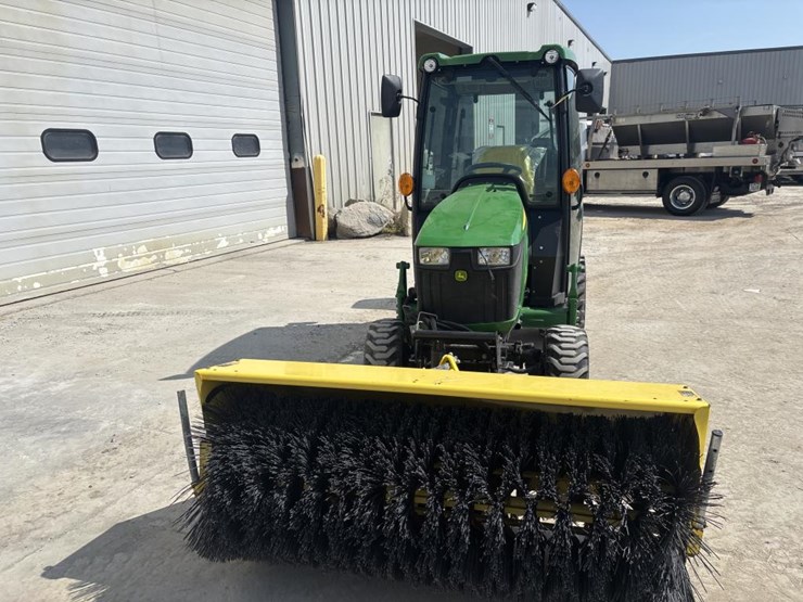 john-deere-1025-image-6