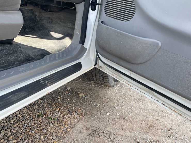 ford-f250-xl-image-58