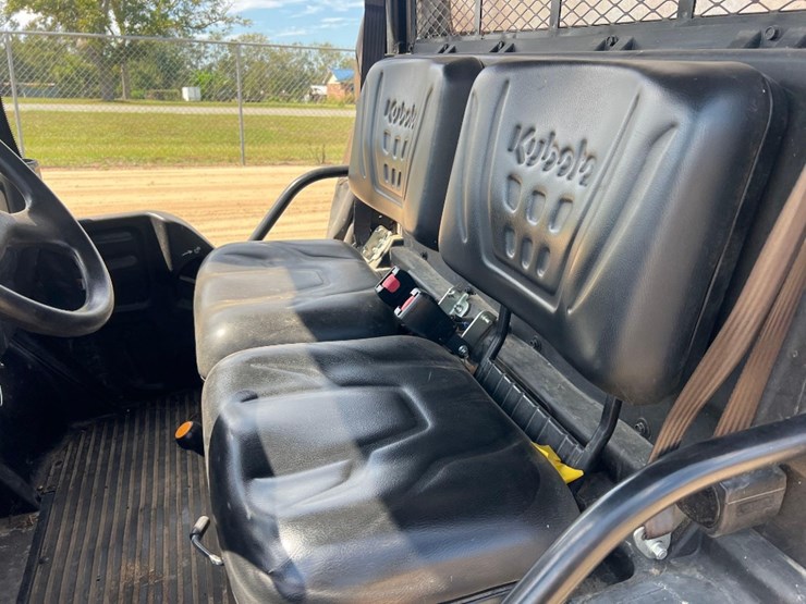 2017-kubota-rtv-x1120d-image-19