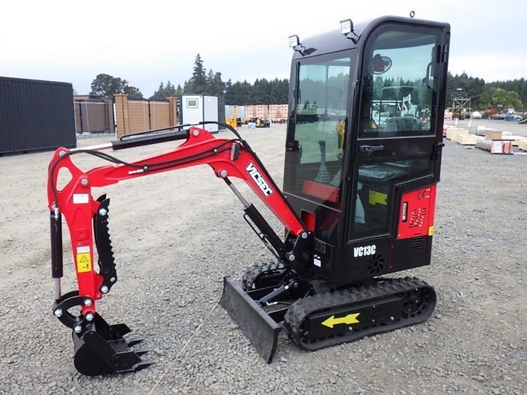 2025-vicsec-13c-hydraulic-excavator-image-1