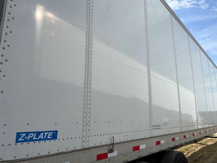 2019-stoughton-trailer-image-17