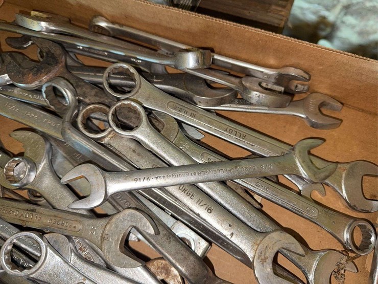 large-quantity-of-wrenches-image-2