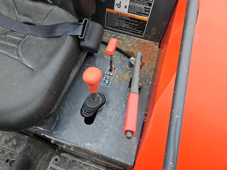kubota-m6-111-image-7