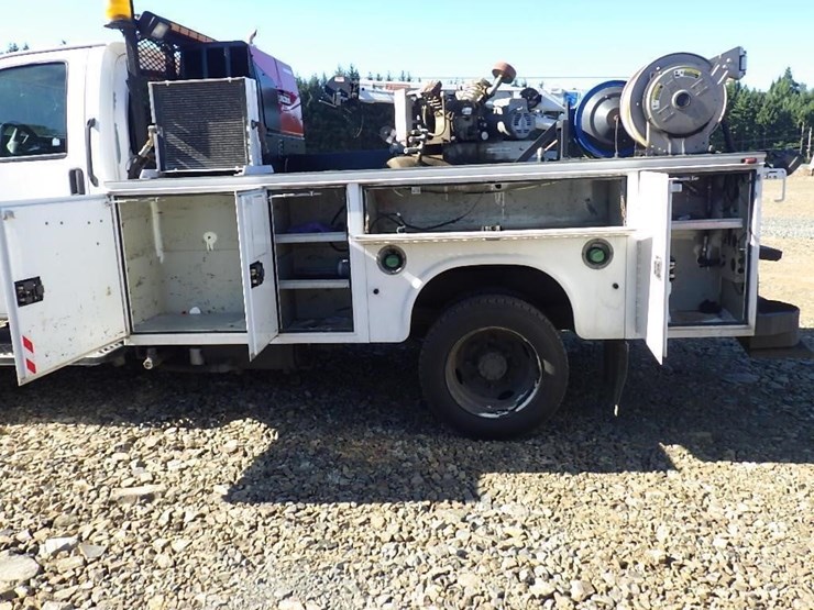 2008-gmc-c5500-11'-s/a-service-truck-image-23