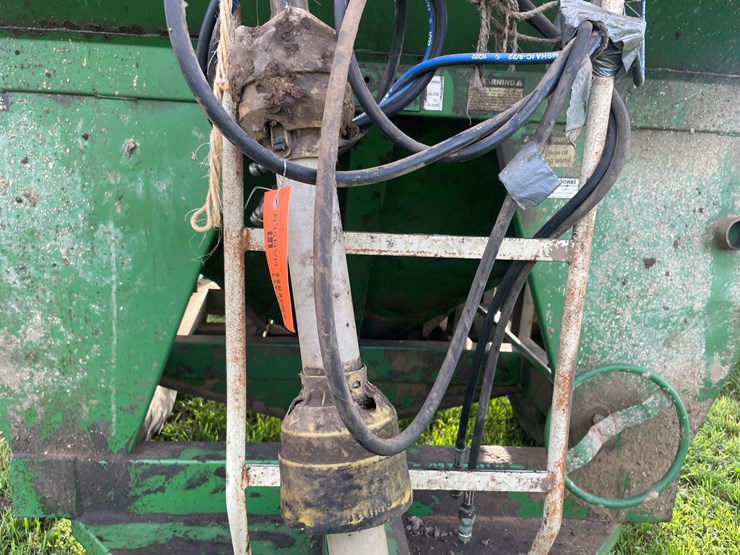 #1040-•-e-z-trail-grain-cart-image-13