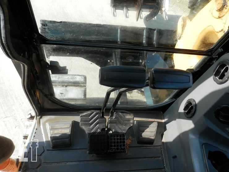 caterpillar-308-cr-image-13