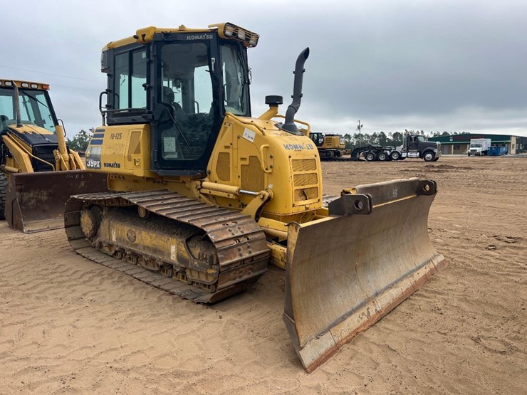 2017-komatsu-d39px-24-image-6