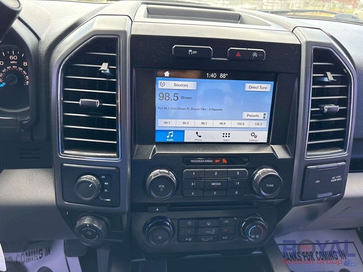 2017-ford-f150-image-15
