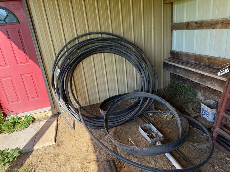 assorted-1”-and-1-1/4”-water-pipe-image-1