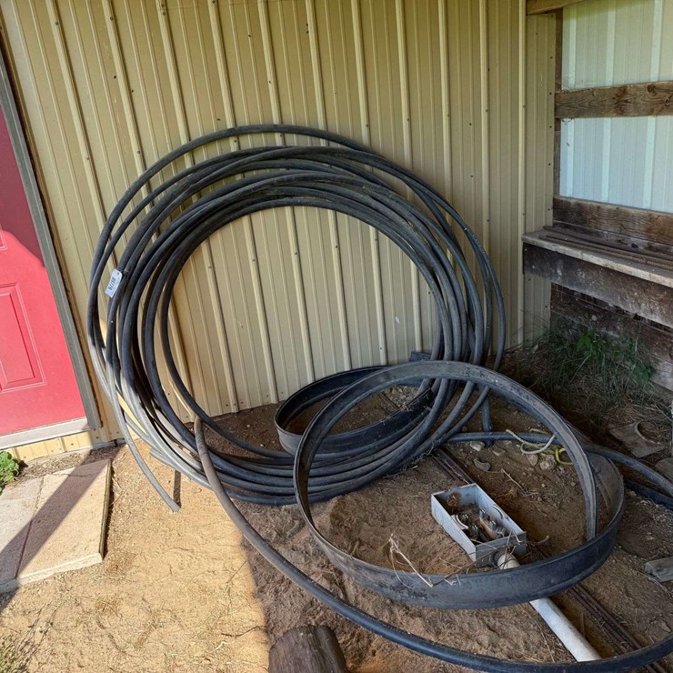 Assorted 1” And 1 1/4” Water Pipe