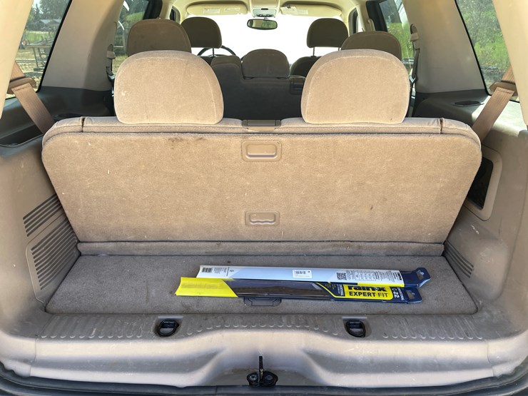 2004-ford-explorer-image-55