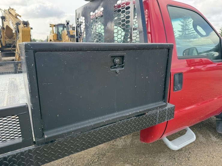 2006-ford-f450-xl-image-19