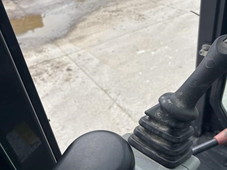 2019-bobcat-e85-image-49