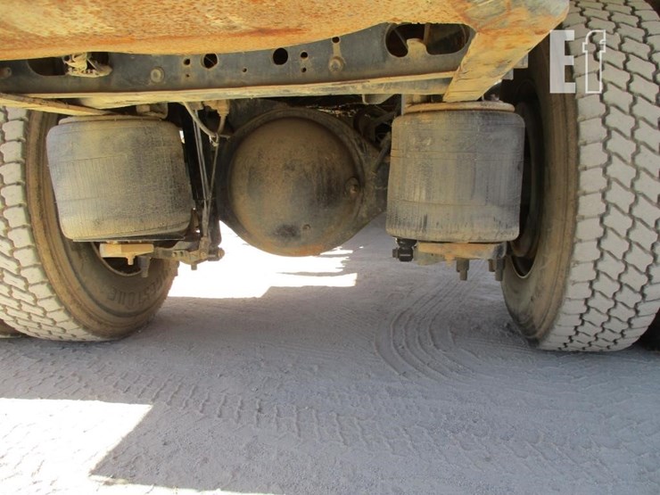 2013-international-durastar-4300-image-20