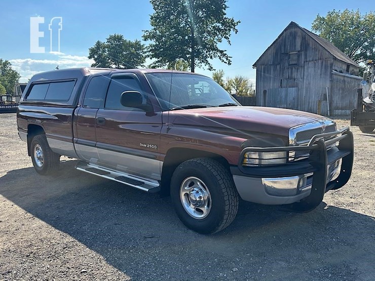 2000-dodge-ram-2500-image-3