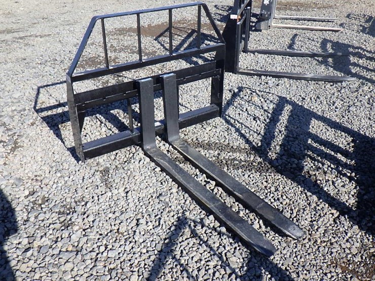 kivel-skid-steer-fork-attachment-48"-image-4