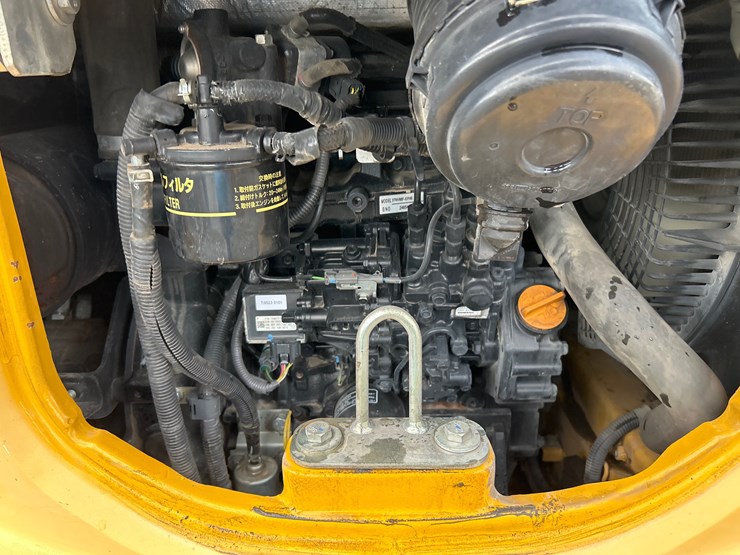 2017-deere-35g-image-13