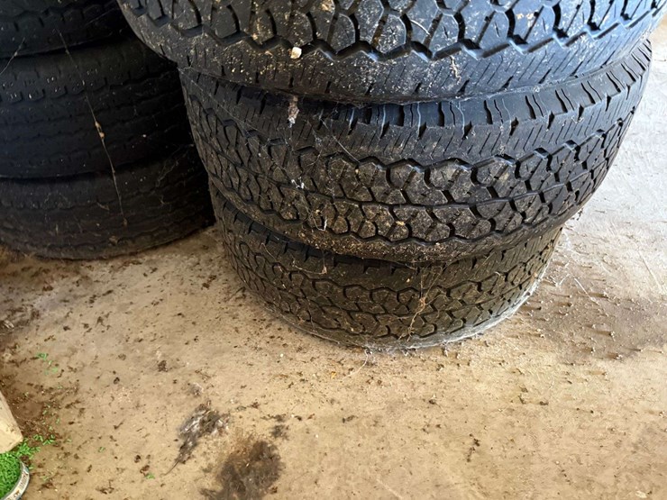 275/65r18-tires-on-6-bolt-rims-image-6
