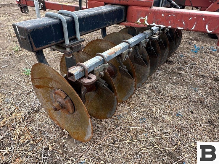 hesston-2420-image-15