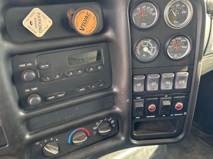 2008-gmc-topkick-c7500-image-21