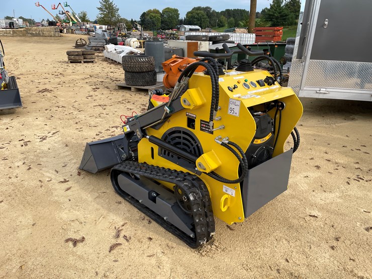 #214-•-new-landhonor-ride-on-skid-steer-loader-image-7