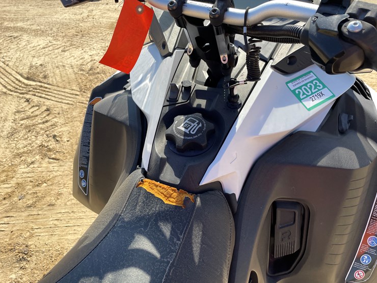 #1896-•-2020-ski-doo-grand-touring-600-snowmobile-(sells-with-bill-of-sale-only)-image-42