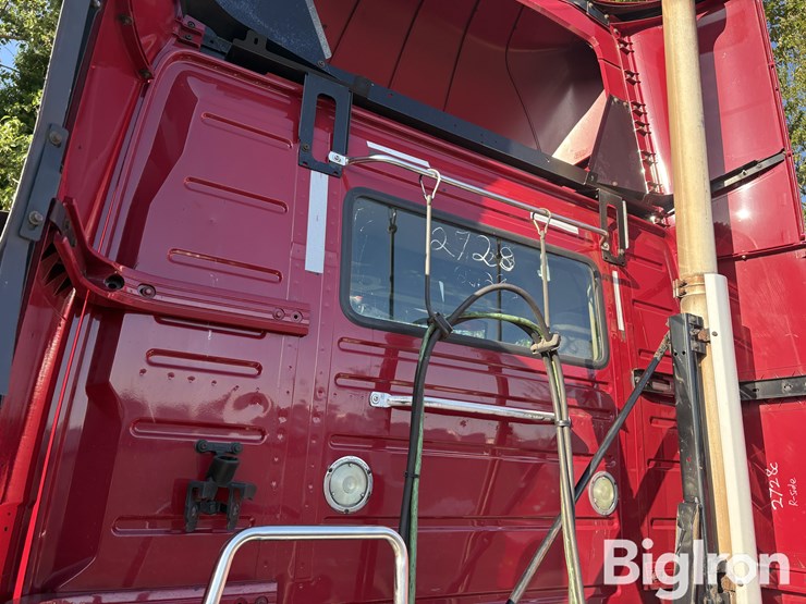 2015-volvo-vnm42t-truck-tractor-image-15