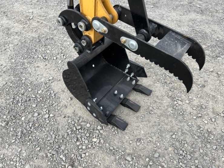 2025-land-hero-ldh-me18-mini-hydraulic-excavator-image-9