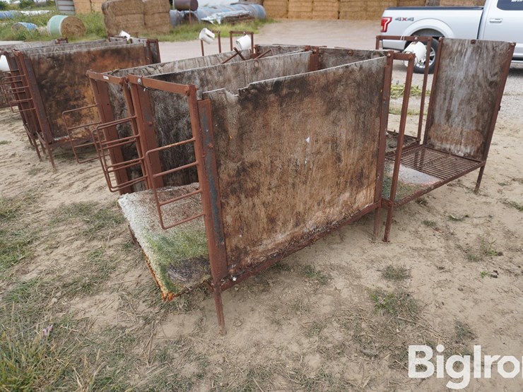 raised-calf-crates-image-1