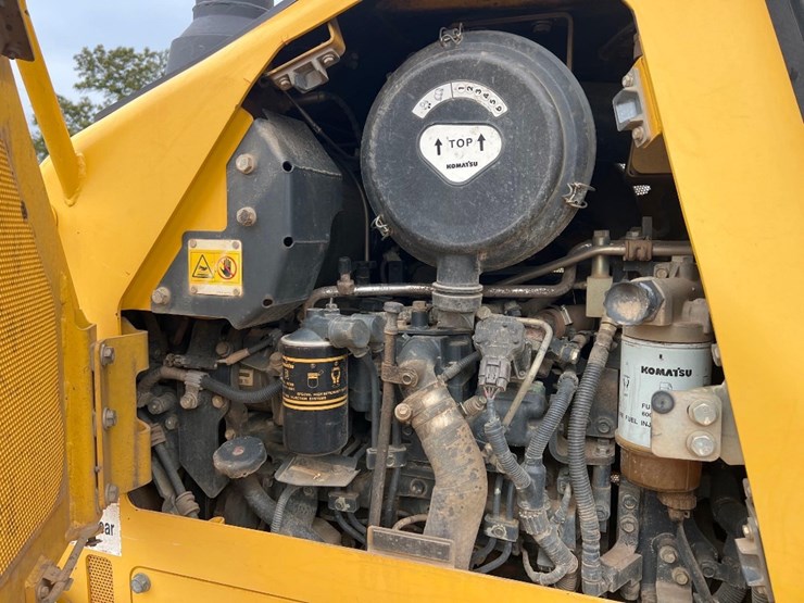 2017-komatsu-d39px-24-image-12