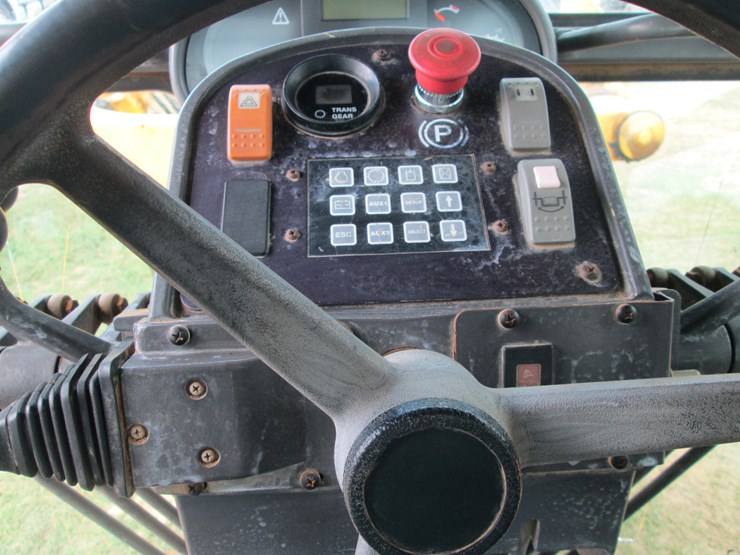 volvo-g720b-image-56