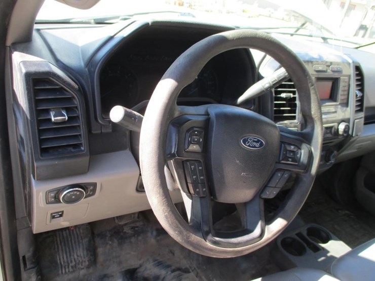 2016-ford-f150-image-10