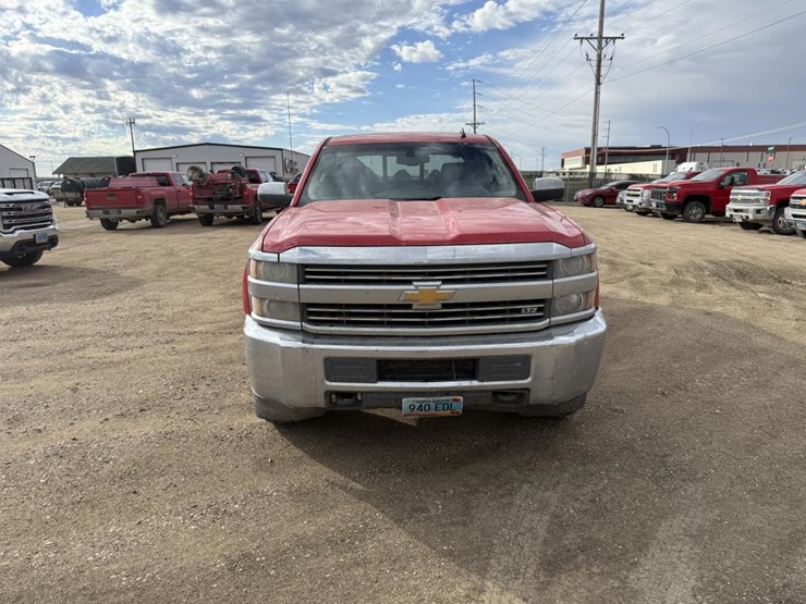 #2146-•-2015-chevrolet-silverado-2500hd-ltz-4x4-pickup-tru-image-8