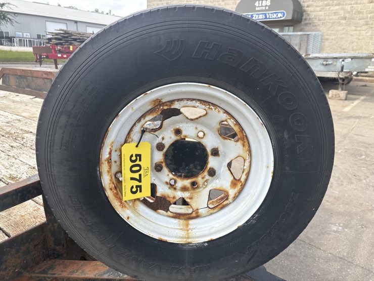 #5075-•-2004-b-&-b-18'-utility-trailer-image-30