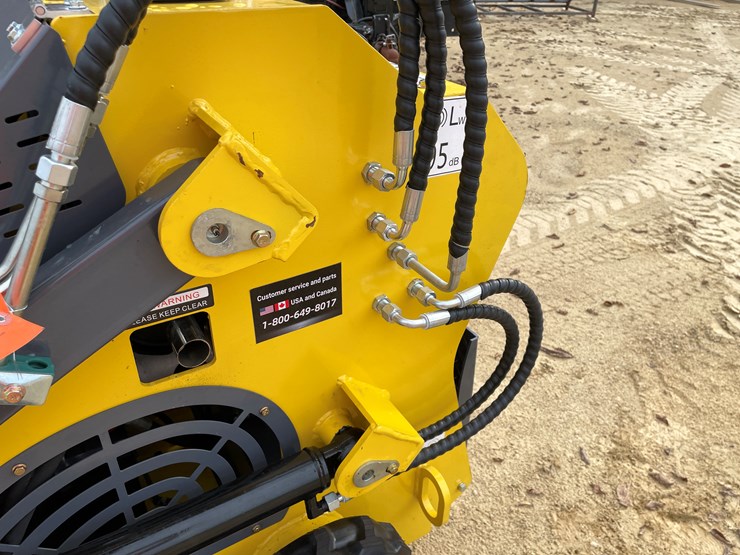 #214-•-new-landhonor-ride-on-skid-steer-loader-image-12
