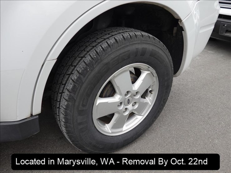 2012-ford-escape-image-16