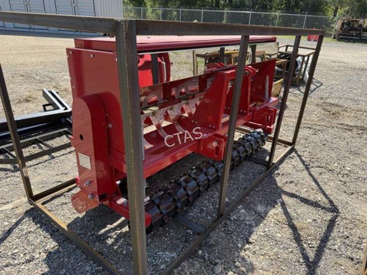 #155-•-industry-skid-steer-seeder-image-4