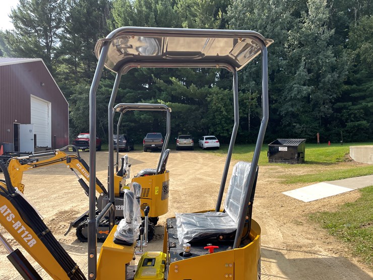 #202-•-new-rt12r-mini-excavator-image-11
