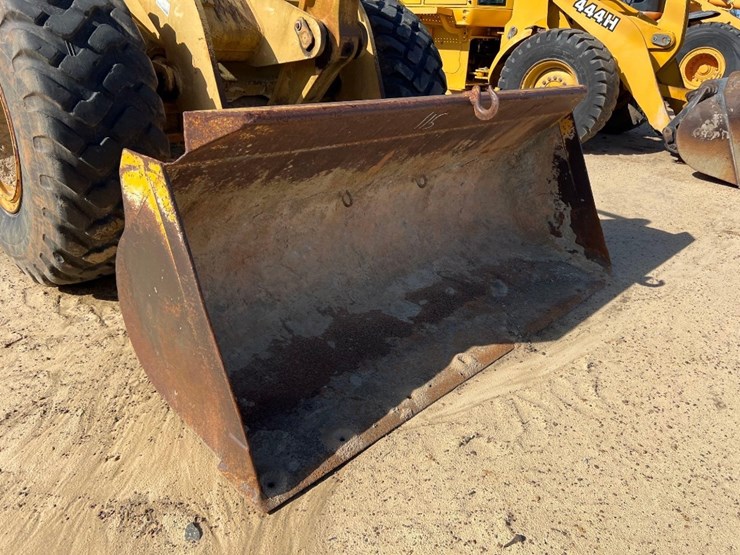 1993-deere-444e-image-11