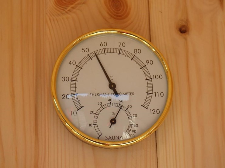 sauna-room-7'x9'-image-8
